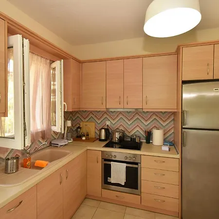 Lemon 2 Sea Side Apartment,