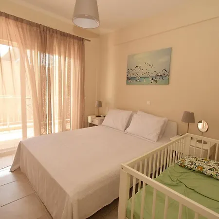 Lemon 2 Sea Side Apartment, بيت للعطل *